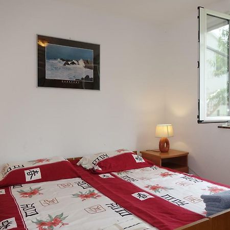 Dragica Apartments Vrsi Bagian luar foto