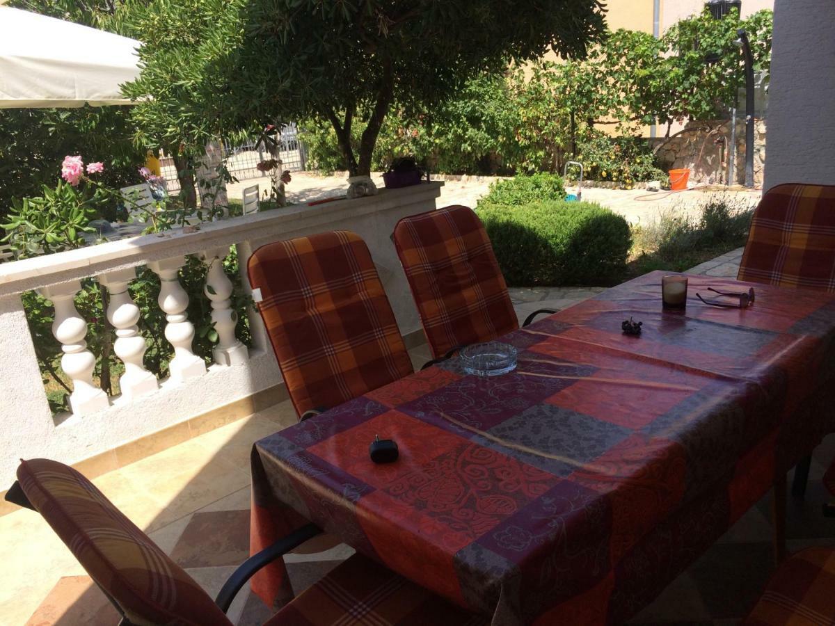 Dragica Apartments Vrsi Bagian luar foto