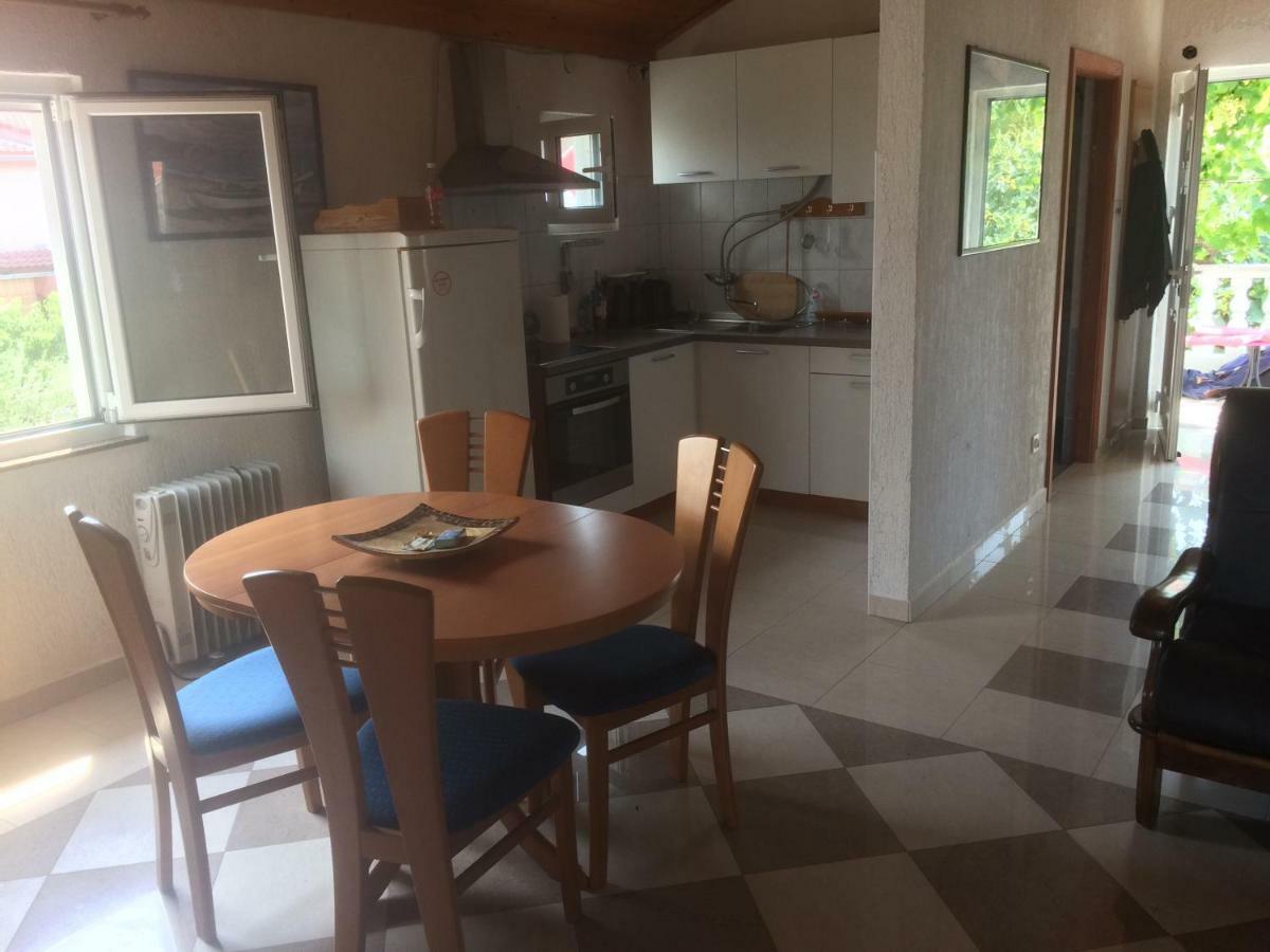 Dragica Apartments Vrsi Bagian luar foto