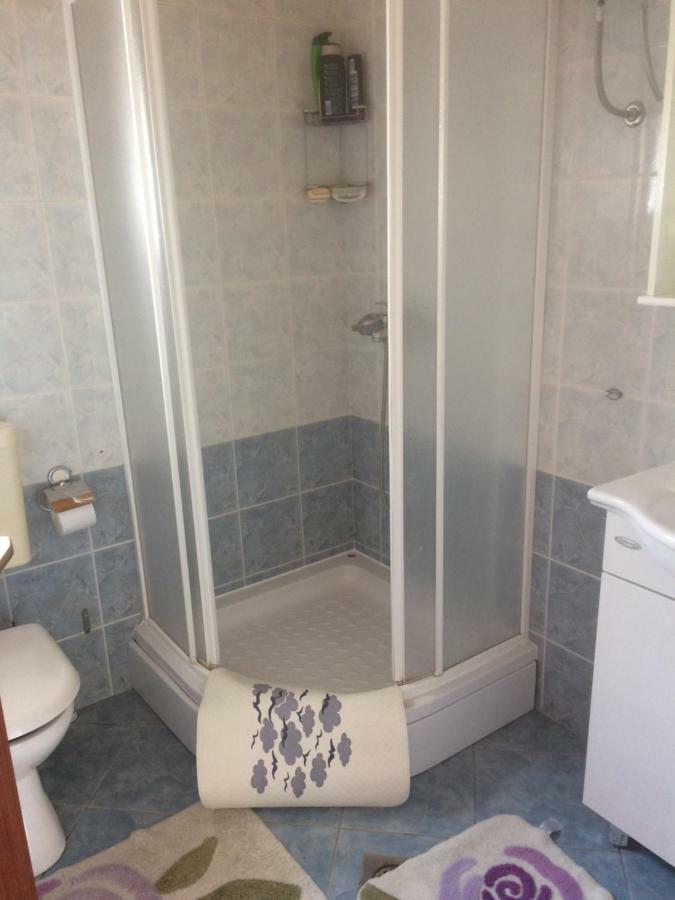 Dragica Apartments Vrsi Bagian luar foto